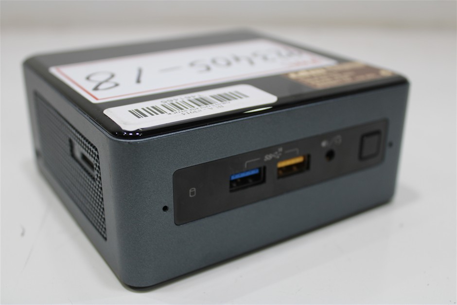 INTEL NUC8I7BEH