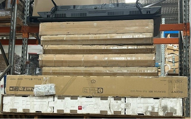10 x Assorted Smart TV, Brands: Sony, JVC, etc. Assorted sizes. NB: Not in