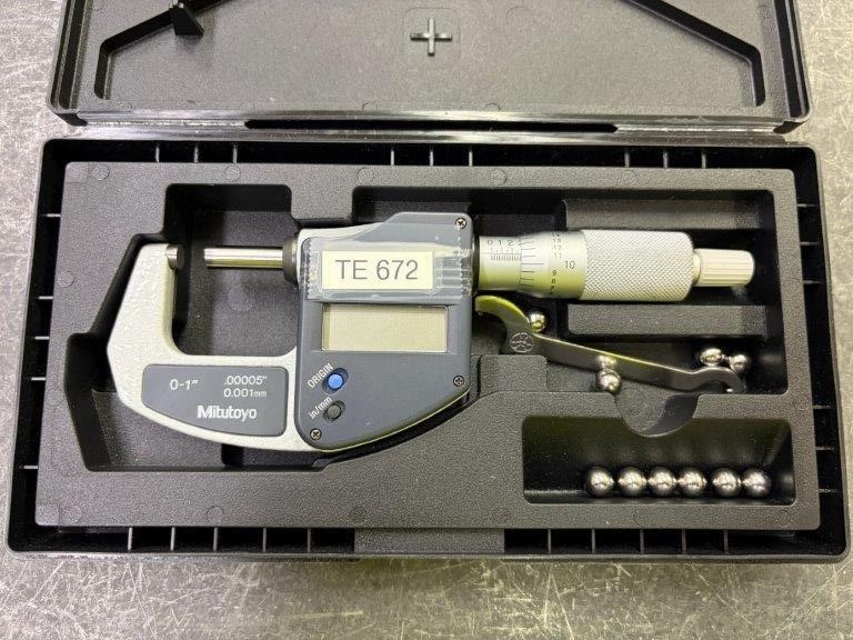 Mitutoyo Digital Micrometer