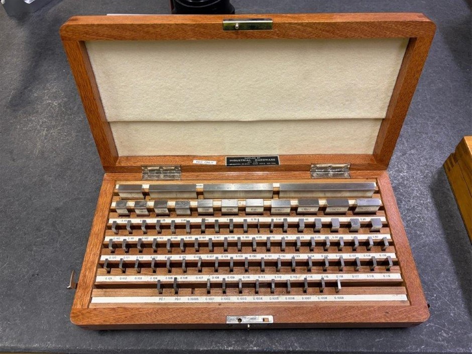 1x Kuroda Gauge Block Set