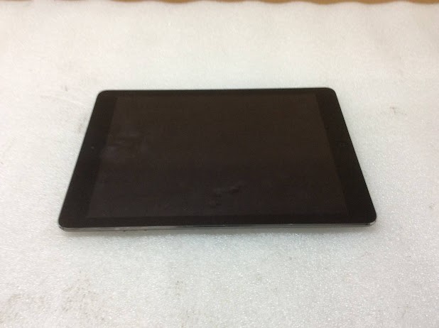 Apple Ipad Air 1st Gen A1474 Tablet A7 16gb