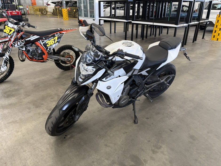 CF Moto CF650 Petrol