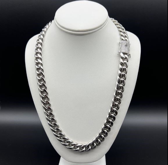 18K Gold-Filled Cuban Bracelet , AAA+ Cubic Zirconia Clasp, 8MM - 19cm