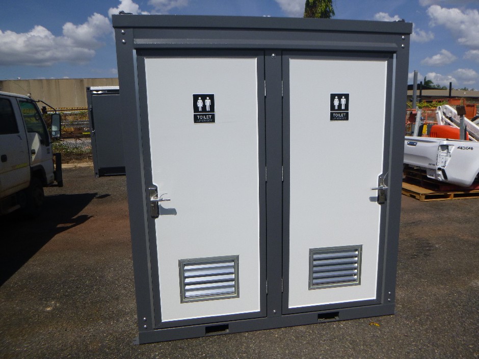 <p>Double Toilet Block (unused)</p>