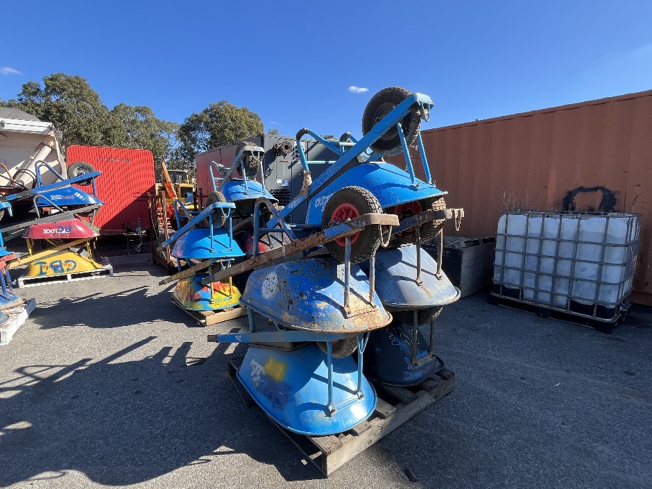 Pallet of 5x Wheelbarrows