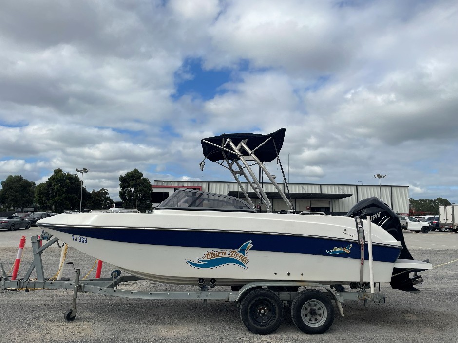2019 Allura Boats Peregrine Bowrider