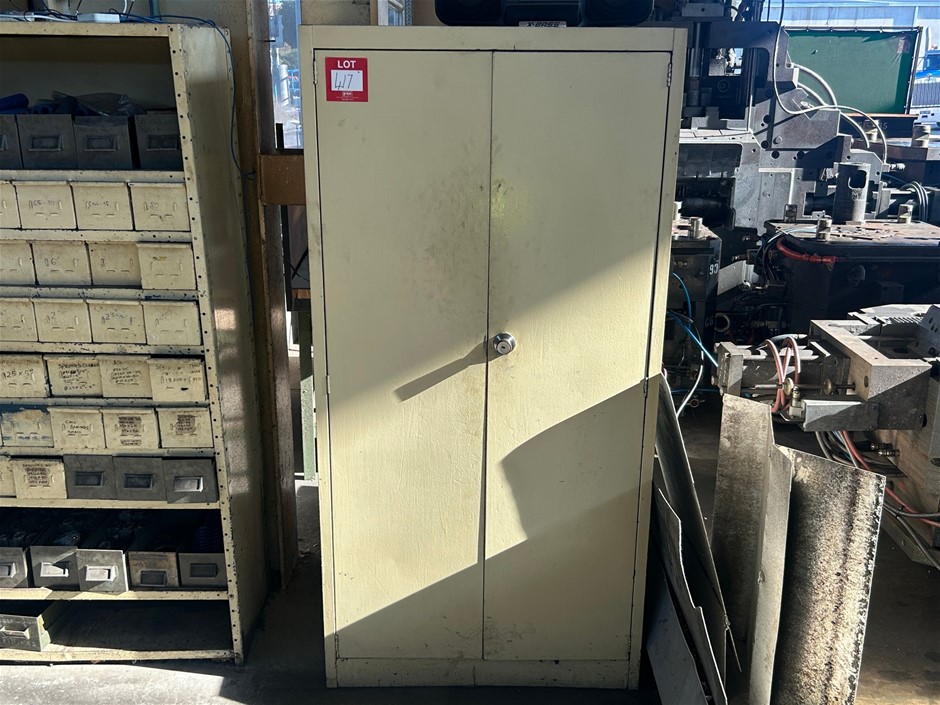 2 Door Metal Cabinet