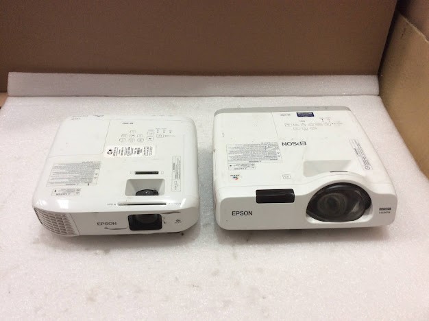 Epson EB-535W&EB-992F LCD Projector (Lot of 2)