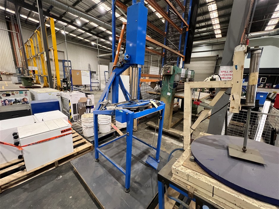 Pneumatic Chair forming Press