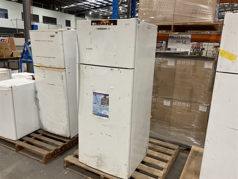 Fisher and Paykel 2-door Fridges E440F