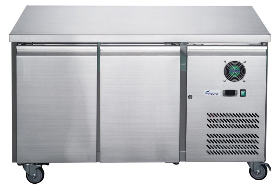 <p>282L S/S Two Door Bench Freezer</p>
