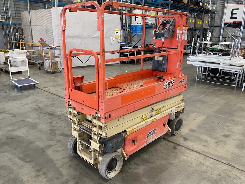 <p>2016 JLG 1930ES Scissor Lift</p>