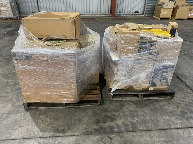 Qty of Assorted CAT Filters & Assembly, Unused, 2 Pallets