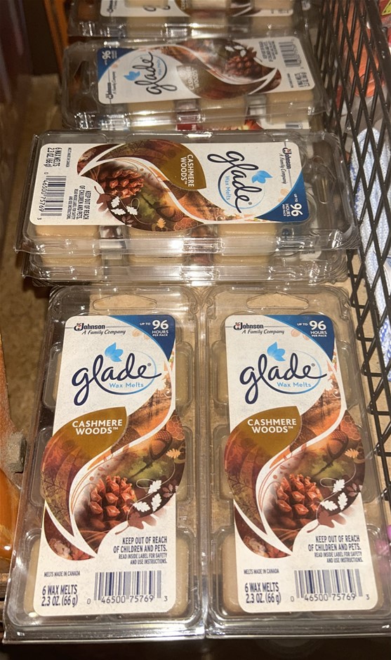 12x GLADE Wax Melts (Cashmere Woods)