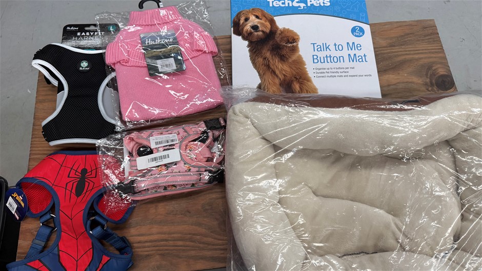 Bundle of Dog products, 3x Large harness, 1 X 33cm Pink Frill sweater, Dog