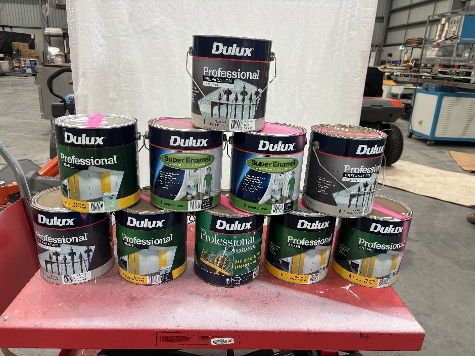 39 x Assorted 4L Dulux Professional Paint Tins