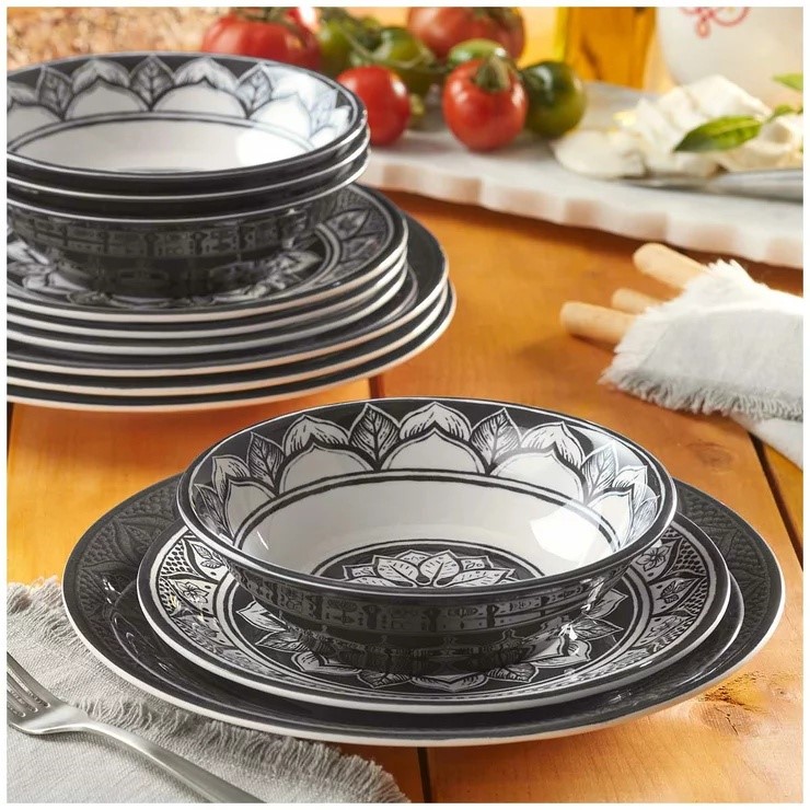 PANDEX Melamine Dinnerware 12-Piece Set, Black.