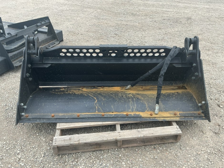 No Reserve Unused Skid Steer 4 in 1 Bucket & Brush Cutter