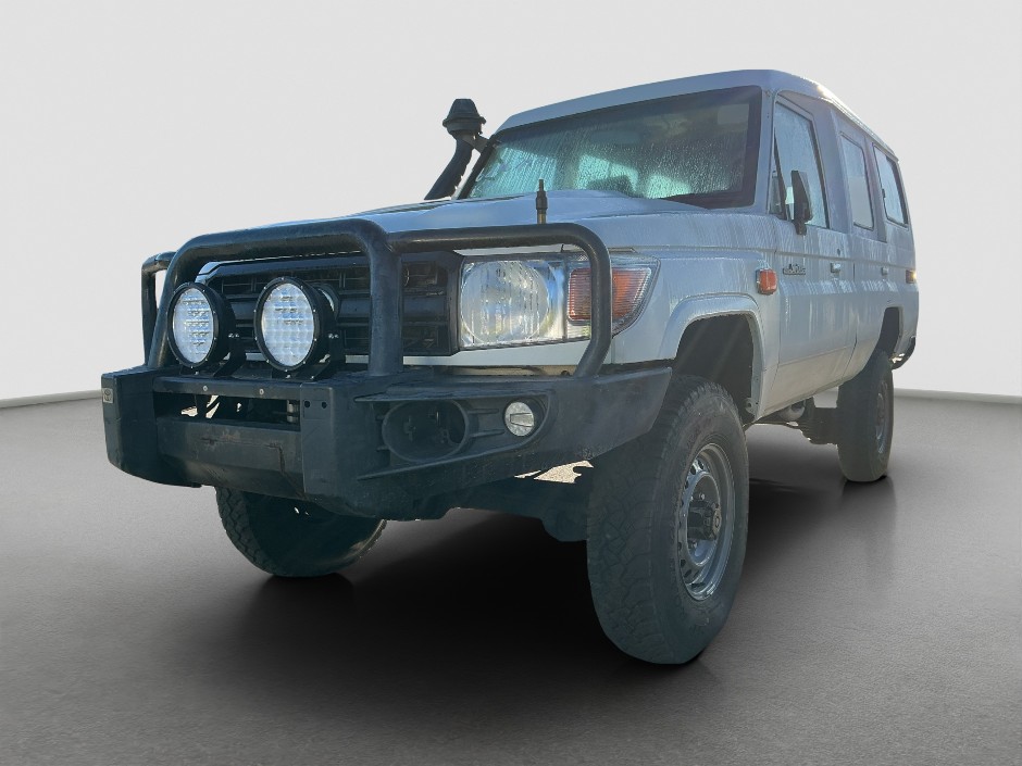 2017 Toyota Landcruiser Workmate Troopcarrier Diesel