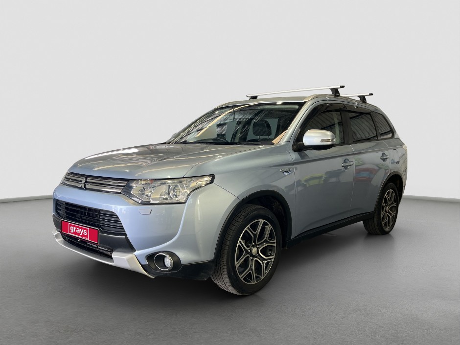 2014 Mitsubishi Outlander Hybrid-Petrol