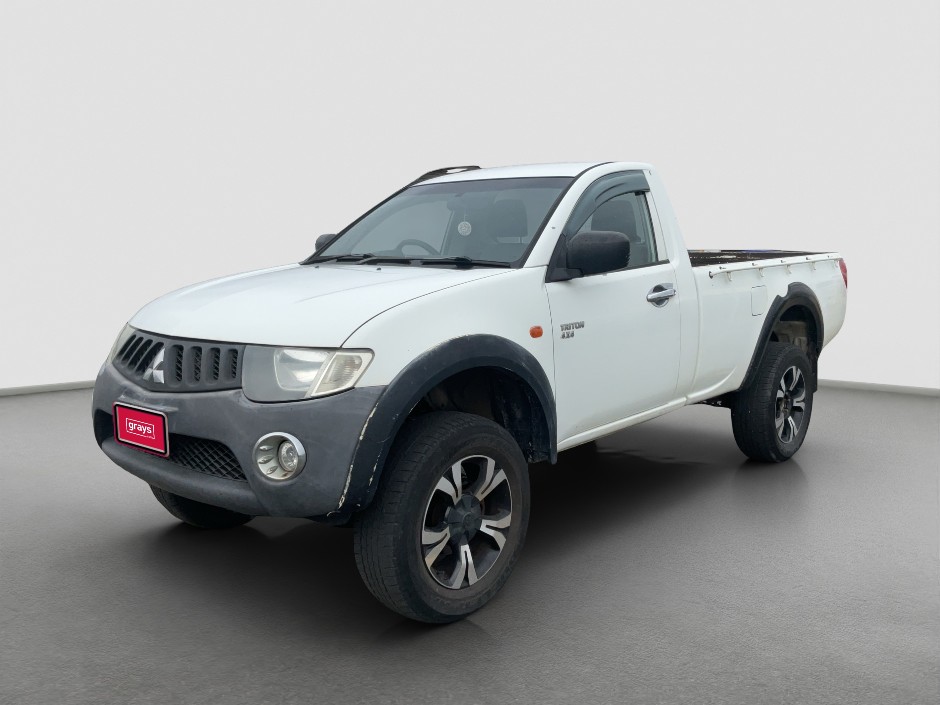 2007 Mitsubishi Triton GLX Petrol