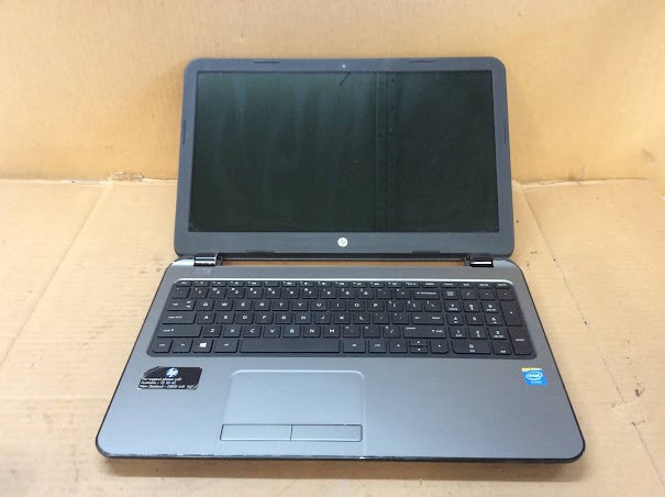 Hp 15-R110tu Laptop Celeron N2840 4gbram/500gb