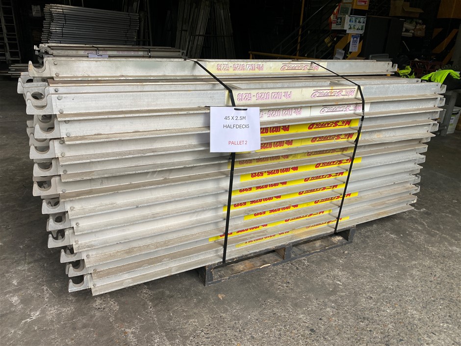 <b>Bundle of Aluminium Scaffold Half Decks</b>