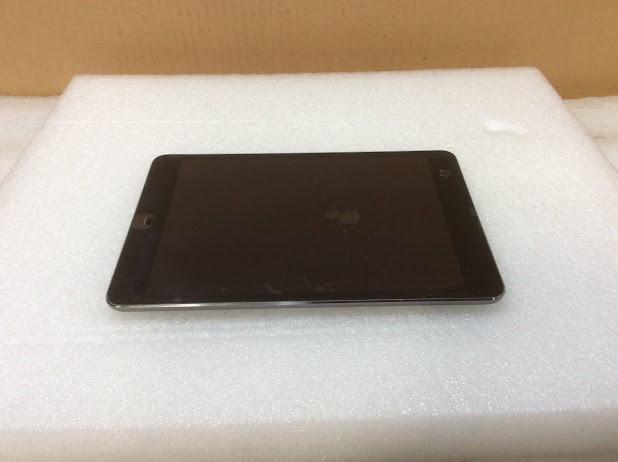 Apple iPad mini 2 (A1489) Tablet 16GB