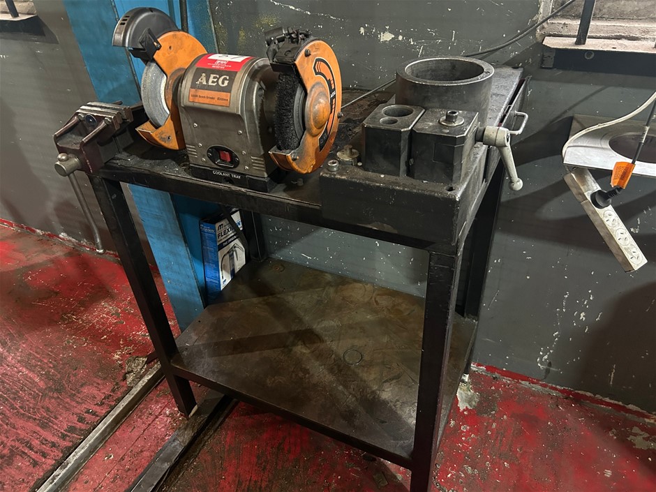 Bench Grinder with Bench