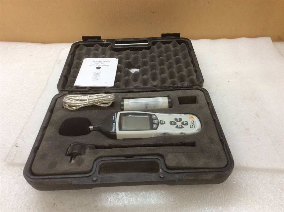 Digitech QM1592 Professional Sound Level Meter