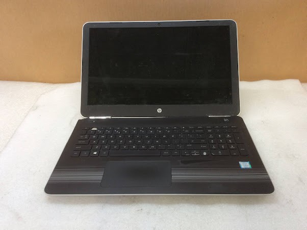 HP 15-au113TX Laptop I5-7200U 4GBRAM/500GB