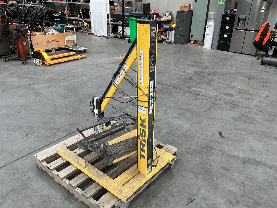 Large Unreserved Site Clearance Sale