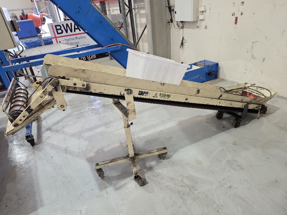 <p>Conveyor Ladder</p>