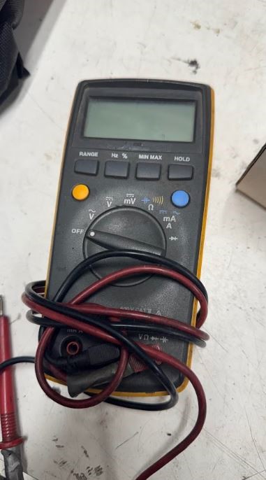 CLOSING DOWN SALE: Multimeter