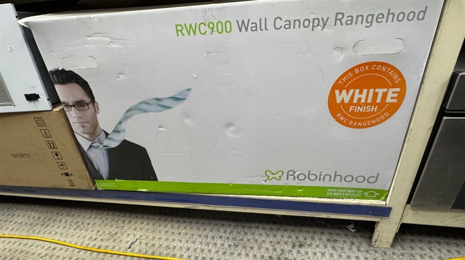 CLOSING DOWN SALE: Rangehood