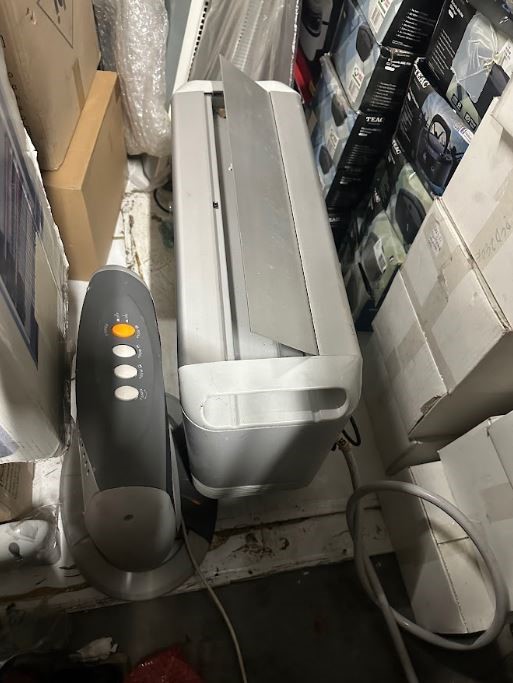 CLOSING DOWN SALE: Large quanity of electrical heaters
