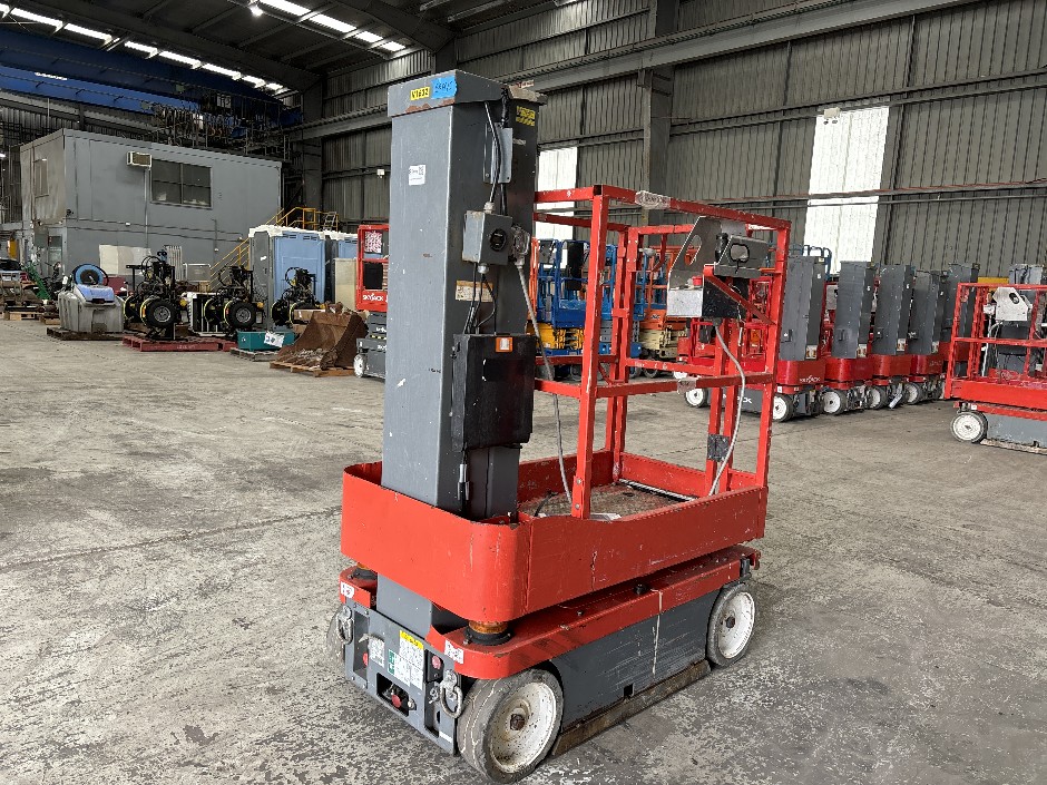 2018 Skyjack SJ16 Vertical Man-Lift **Non Runner**