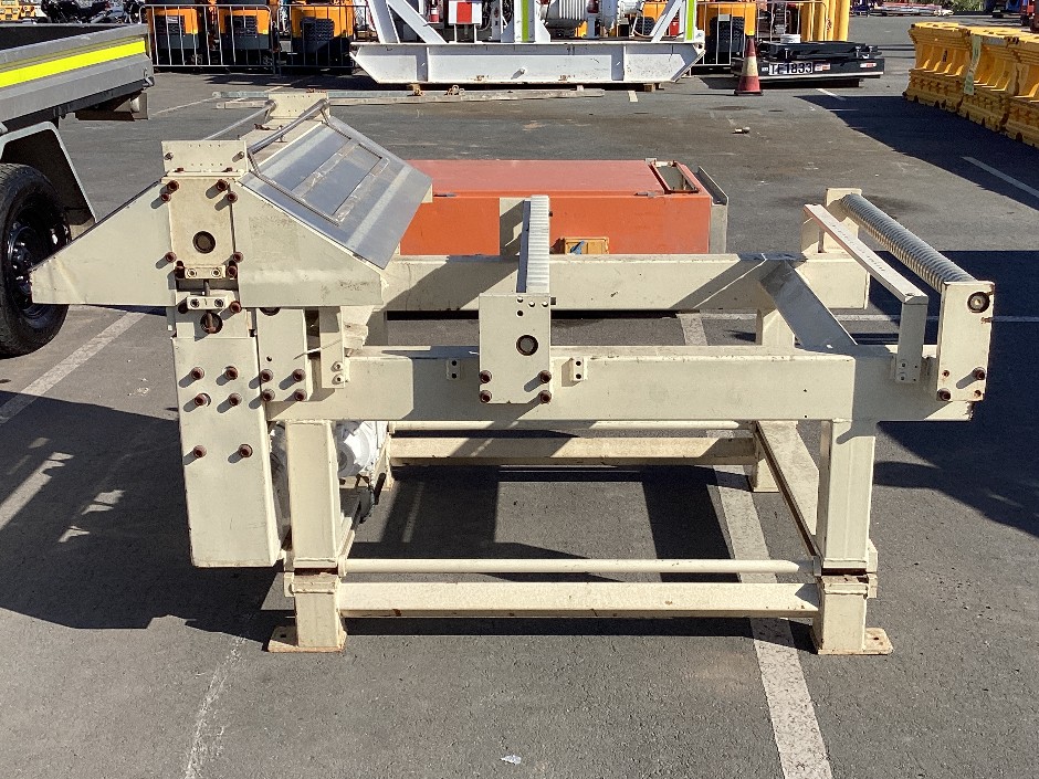 <p>Industrial Material Handling Machine</p>