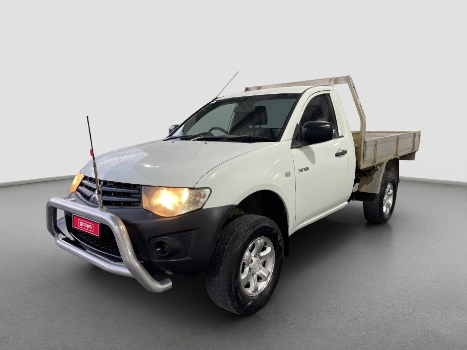 2009 Mitsubishi Triton GL Petrol