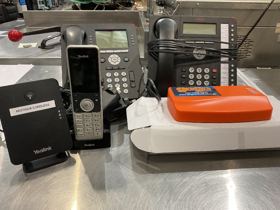 <p>AVAYA & YeaLink Desk Phones</p>