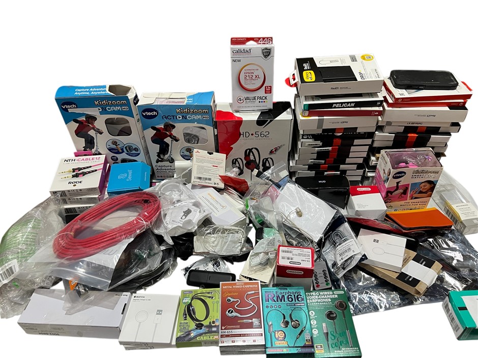 Assorted Electronics & Accessories. NB: Products Are Untested/Condition Unk