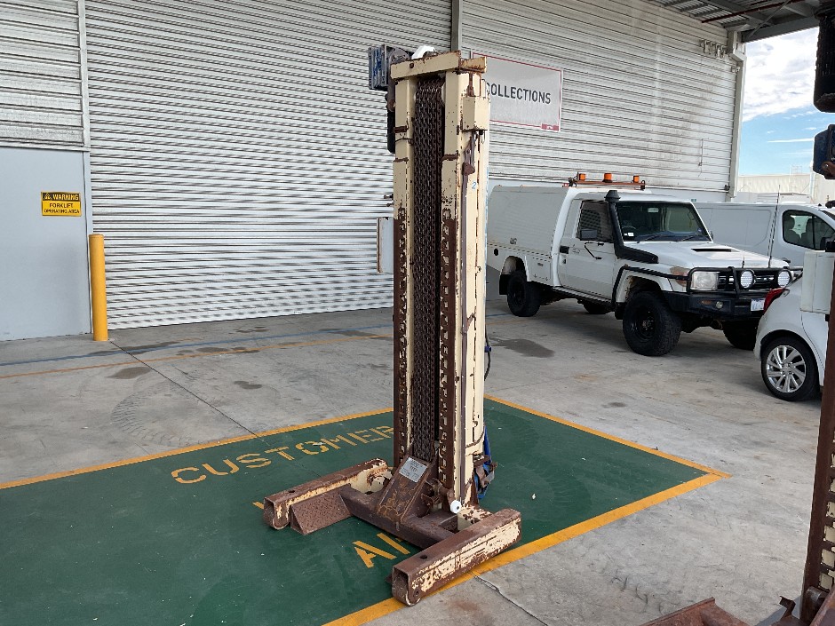 Truck Hoist Endurequip PL60B