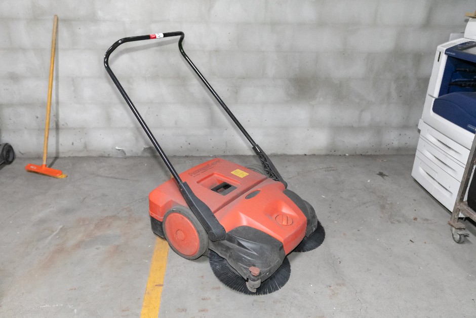 Haaga 477 Walk Behind floor Sweeper