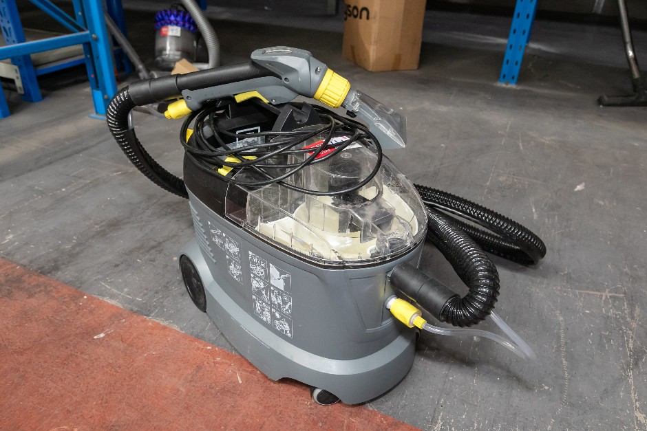 <p>Karcher Puzzi 8/1C Upholstery/Carpet Vacuum Cleaner</p>