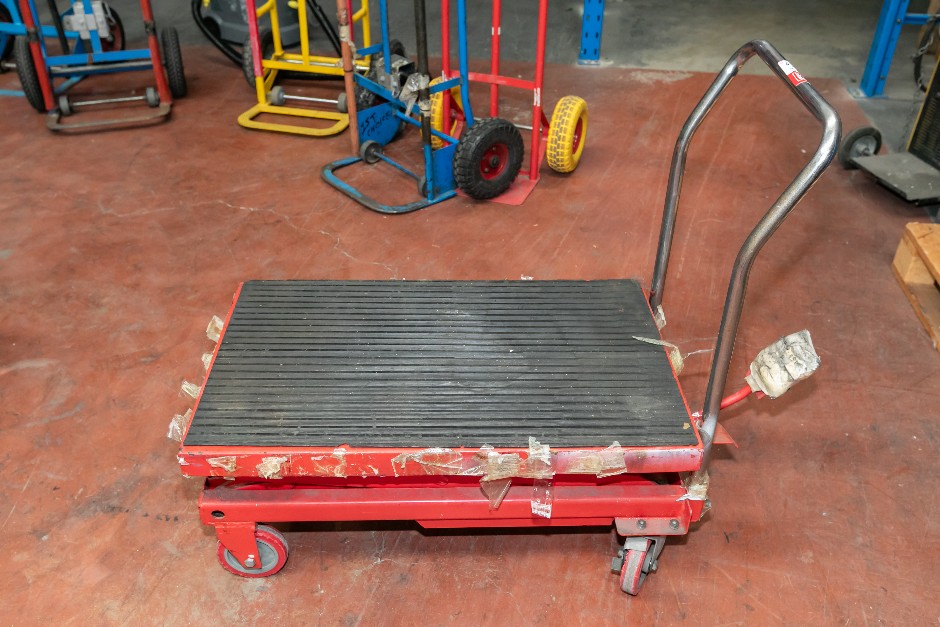 TWM Mobile Hydraulic Platform Trolley