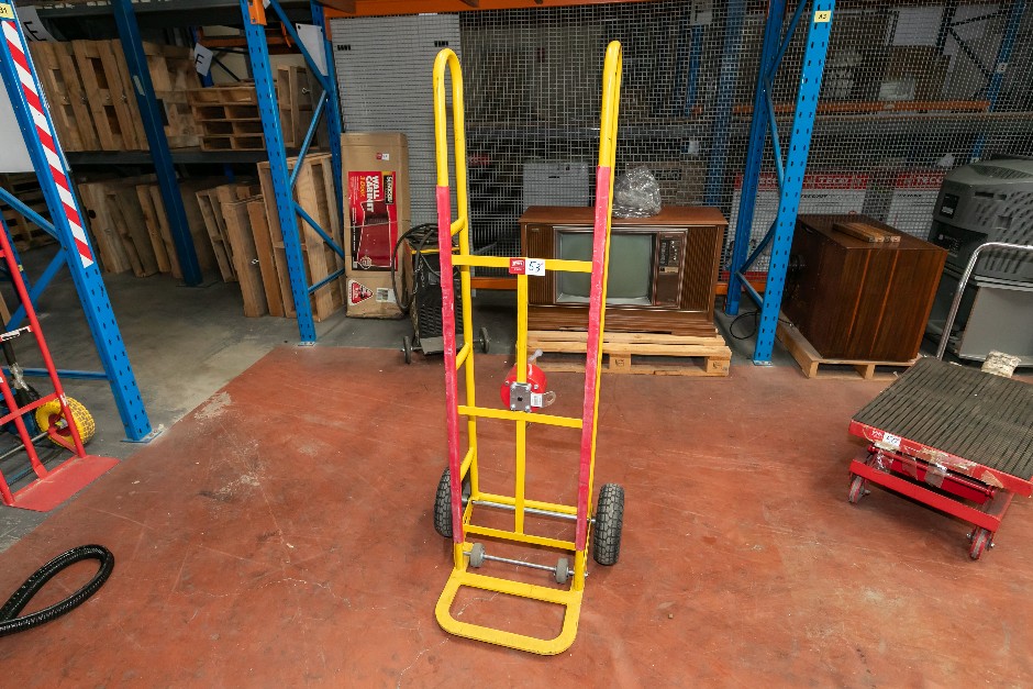 <p>Fridge Trolley</p>