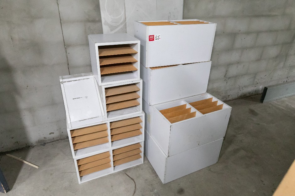 <p>Paper Filing Cabinets</p>
