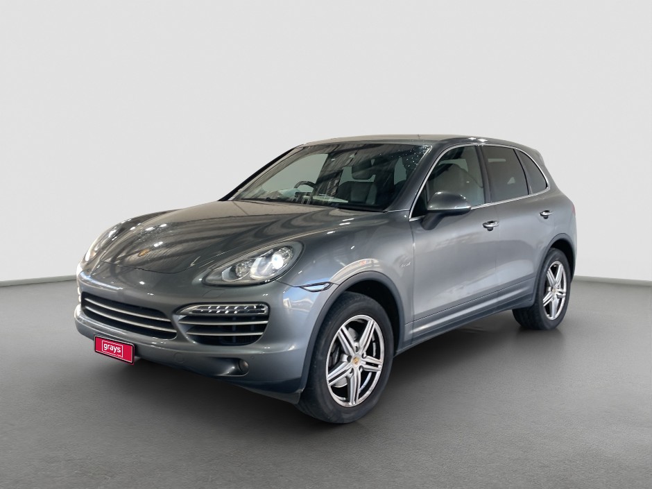 2014 Porsche Cayenne Platinum Edition Diesel