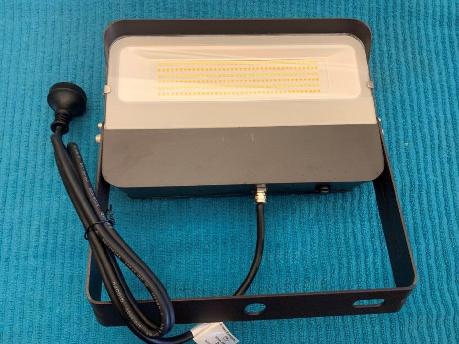 <p>2 x Gulite LED Flood Lights, 80W (Unused)</p>