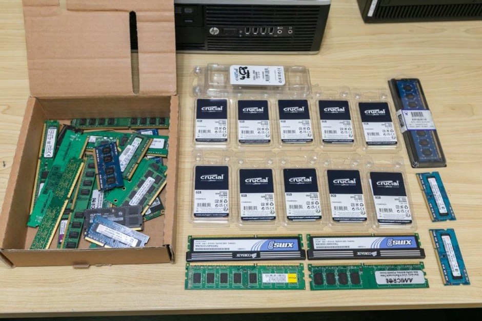 <p>Computers Rams</p>